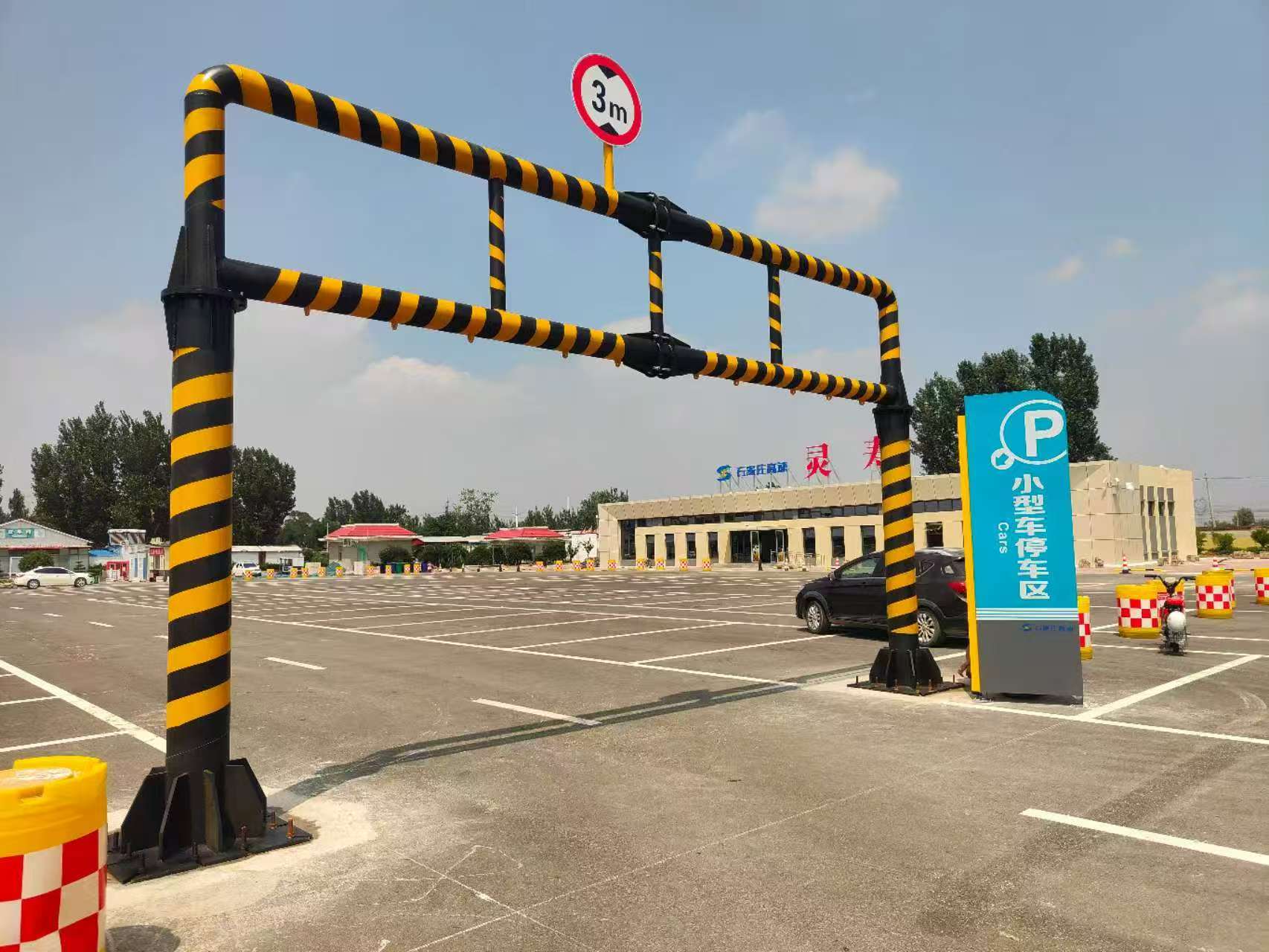 南京市指路牌限高架 - 方案